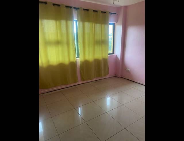 6 BEDROOM HOUSE FOR SALE IN CLARE ESTATE
